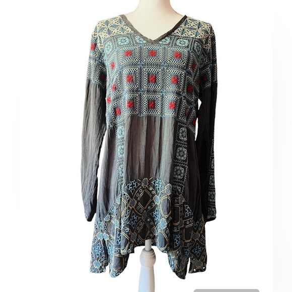 JOHNNY WAS GRAY VNECK LONG SLEEVES PULLOVER DRESS/TUNIC SIZE MEDIUM - Picture 1 of 13